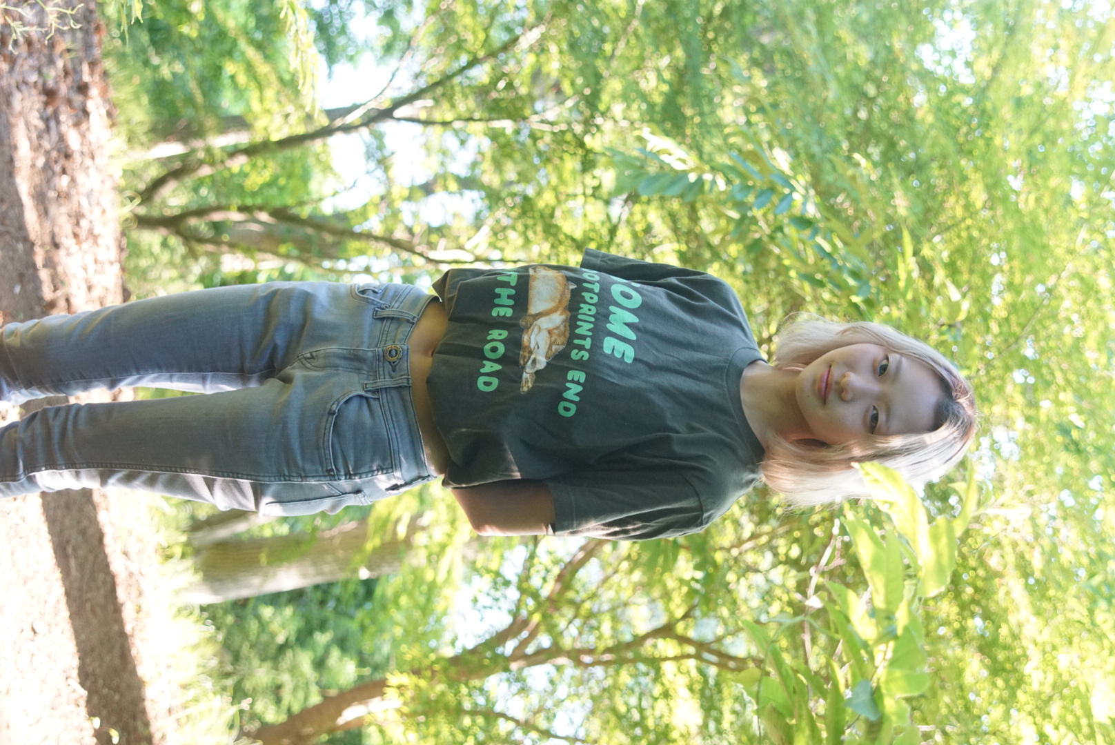 FOOTPRINTS ROAD TEE 着用写真 2
