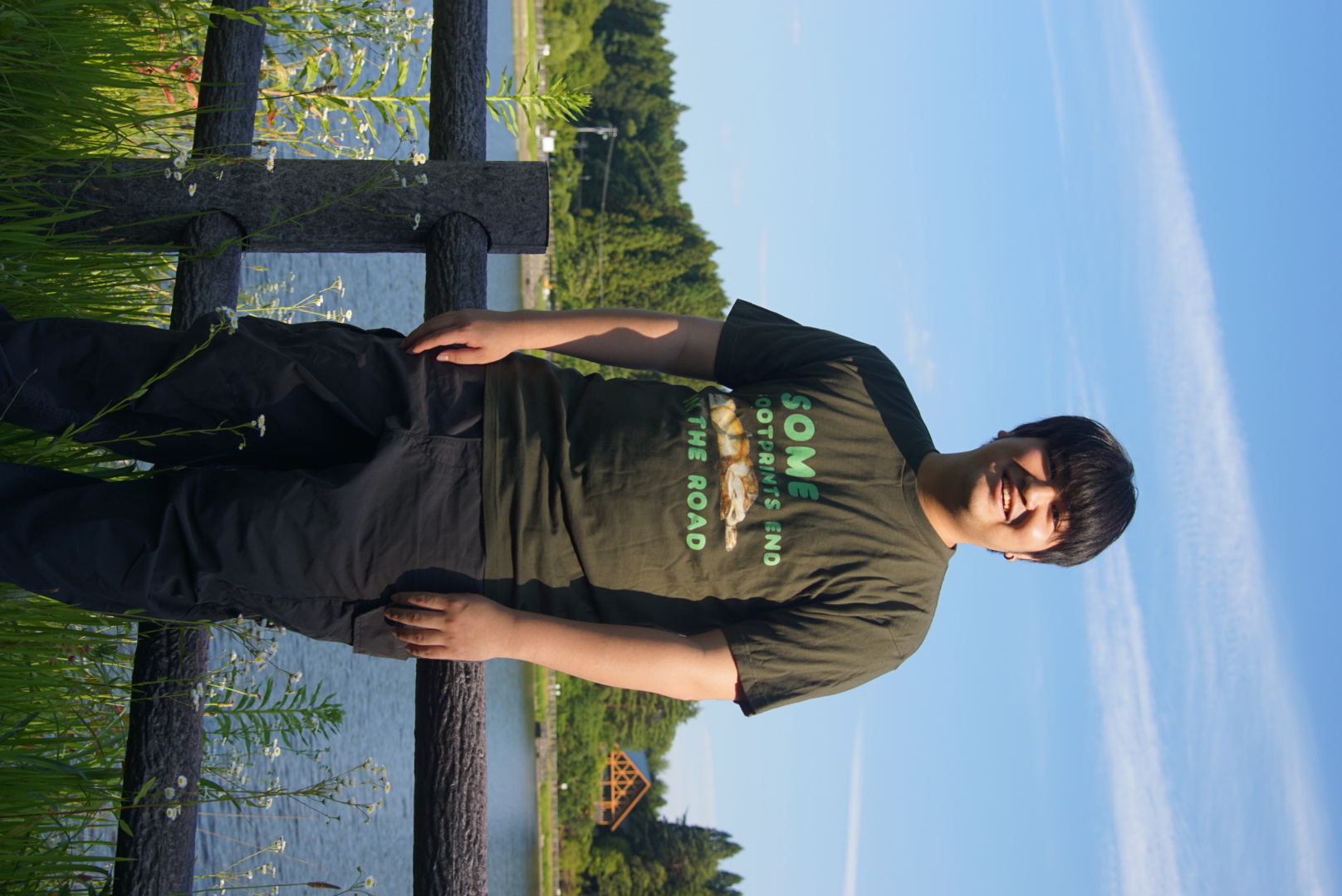 FOOTPRINTS ROAD TEE 着用写真 3